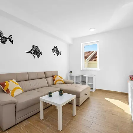 Apartments Tim & Klara - Sunny Cres Island Exterior photo