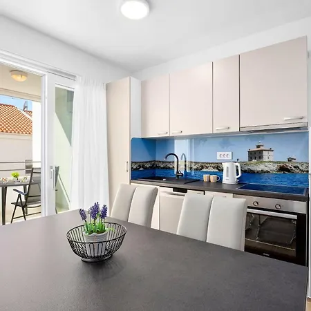Apartments Tim & Klara - Sunny Cres Island Exterior photo