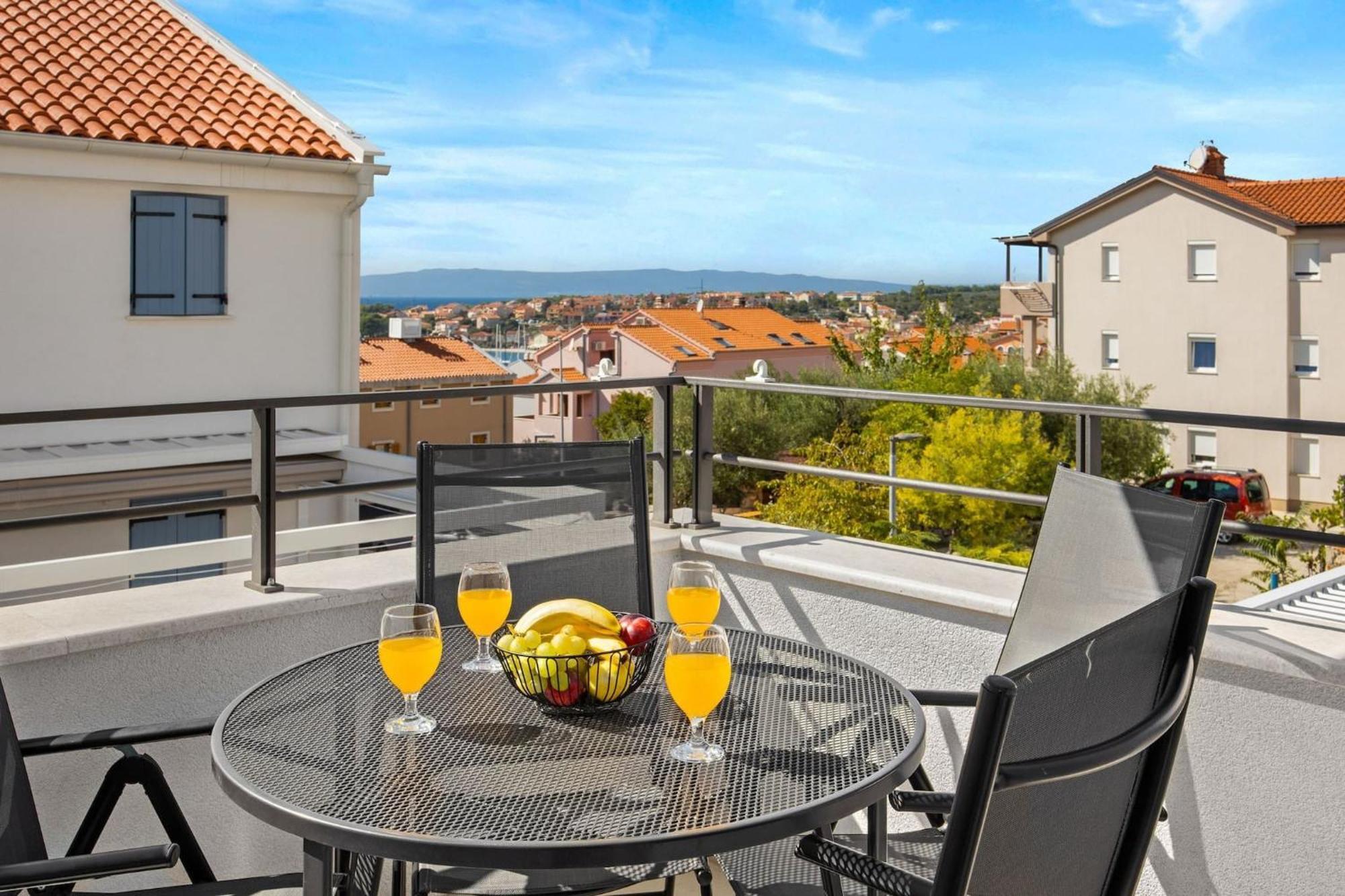 Tim & Klara - Sunny Island Apartment *