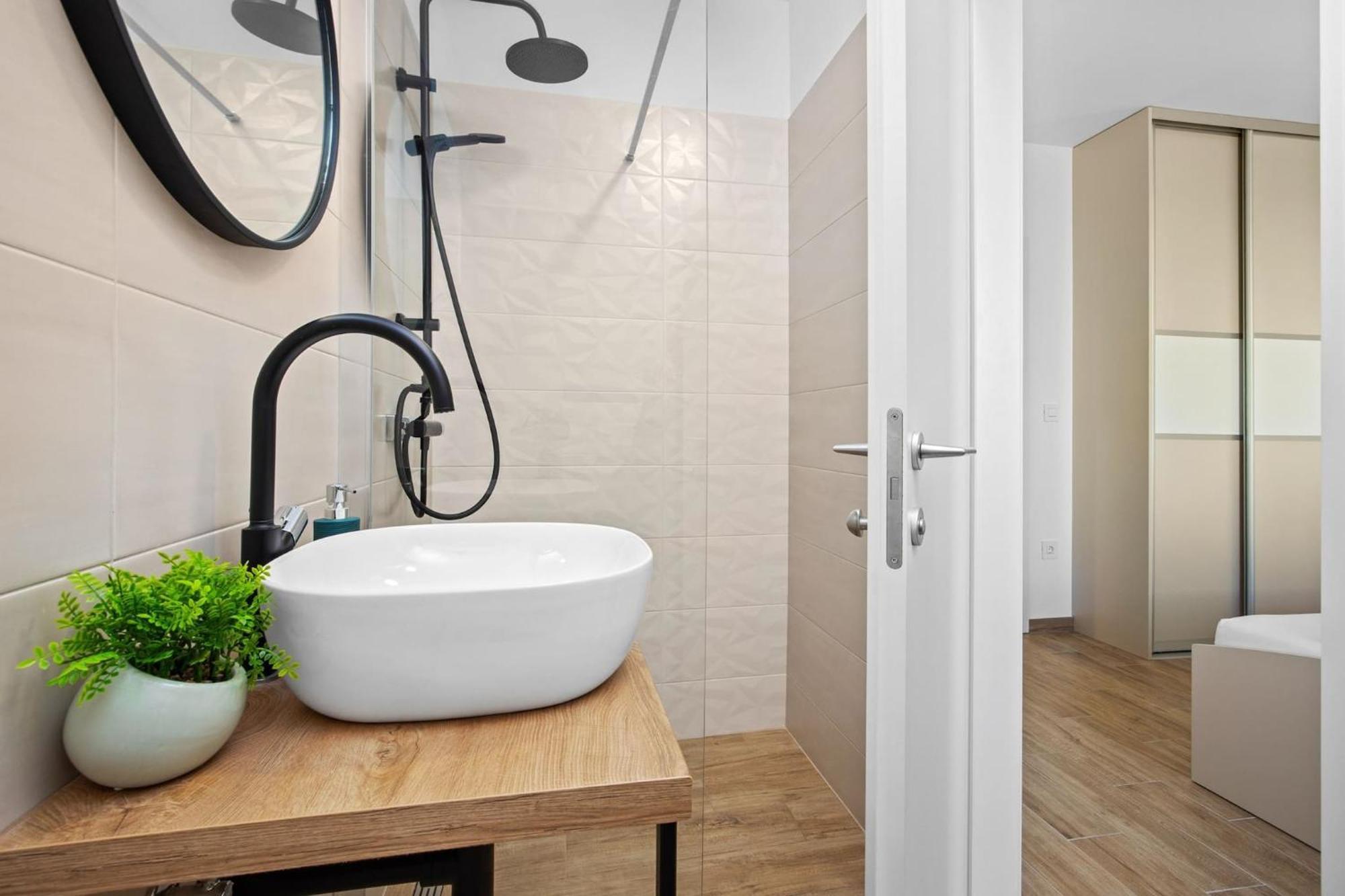 Tim & Klara - Sunny Island Apartment